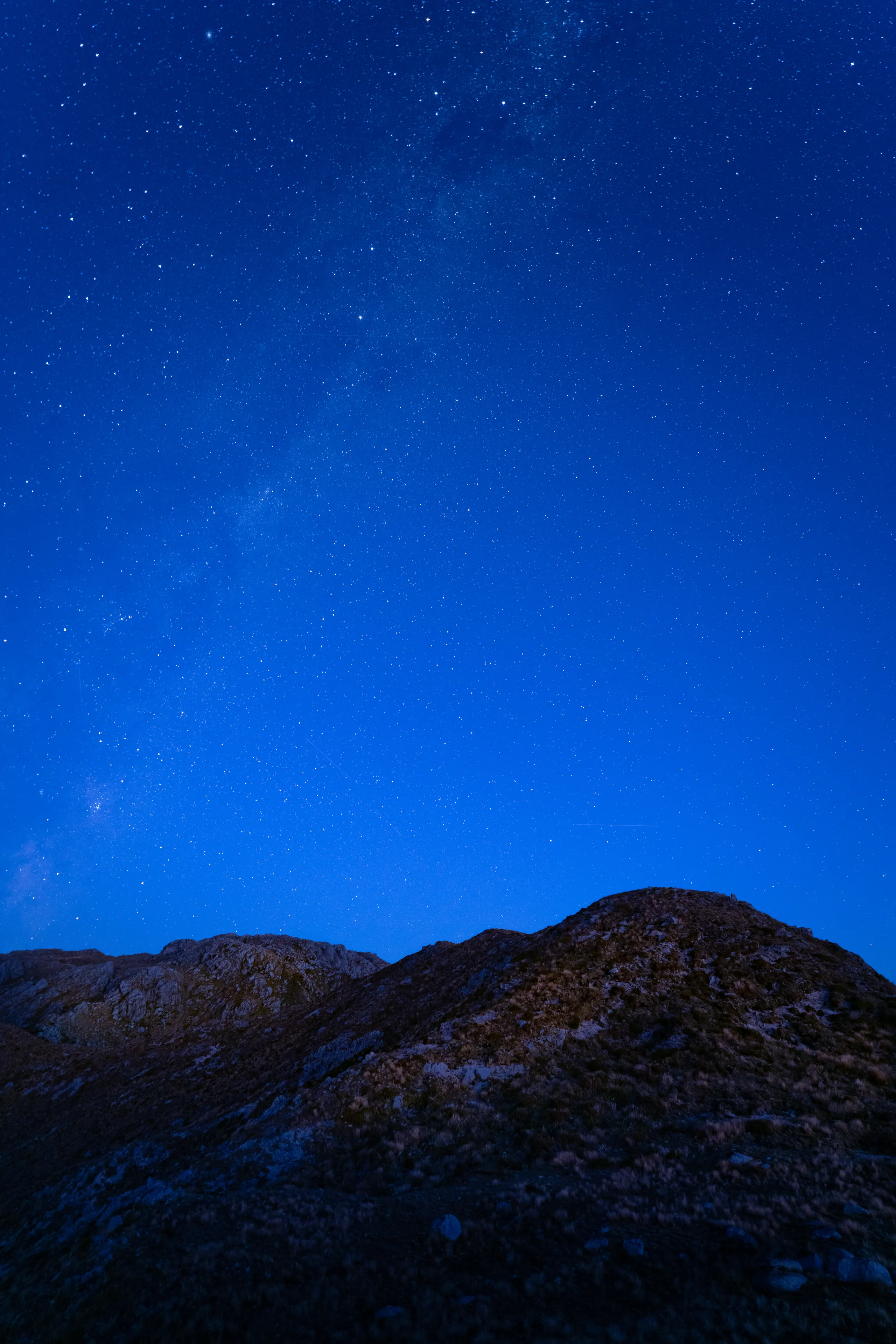 Stars over Buckland Peaks after dusk